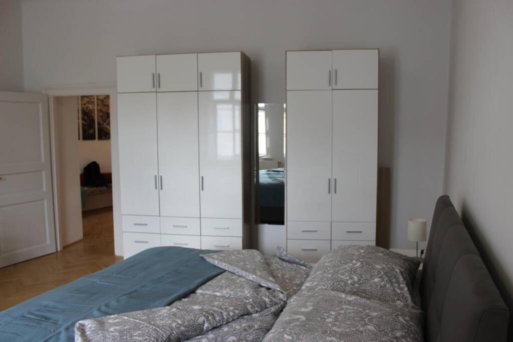 Wunderschone Altbauwohnung In Zentraler Lage Wien Kültér fotó